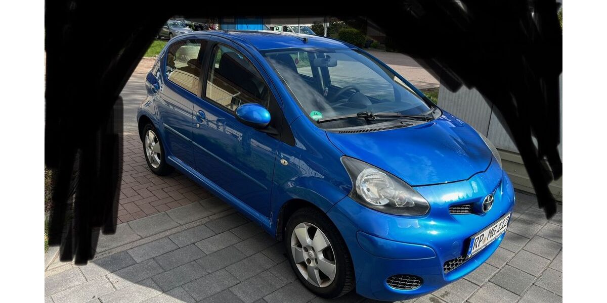 Toyota Aygo (X) 186.000 km 1.950 &euro; Schifferstadt 67105
