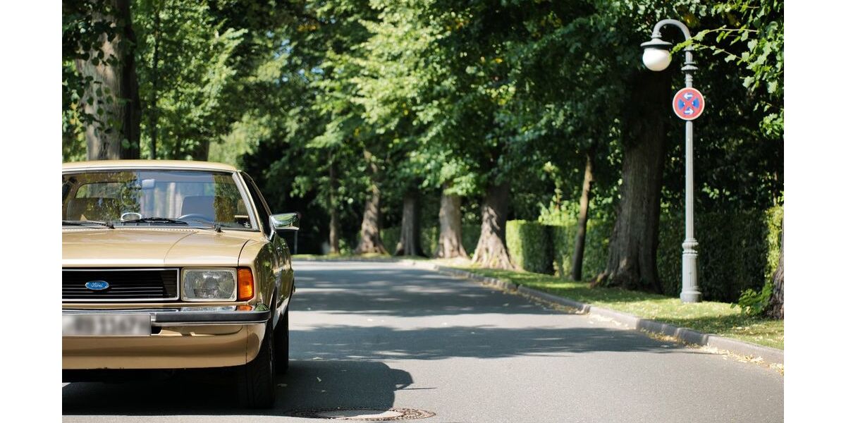 Ford Taunus 98.950 km 5.600 &euro; Essen 45136