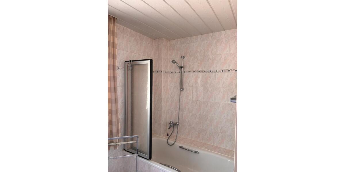 Reihenhaus Bad Wildungen - 5 Zimmer, 125 m&sup2;, 288.000&euro; | Angebot:26883621
