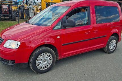 VW Caddy 185.478 km 3.990 &euro; Raguhn-Jeßnitz 06779