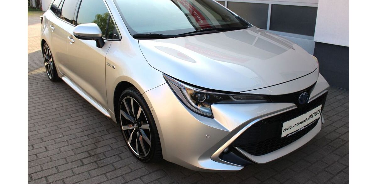 Toyota Corolla 81.155 km 21.890 &euro; Radebeul-Dresden 01445