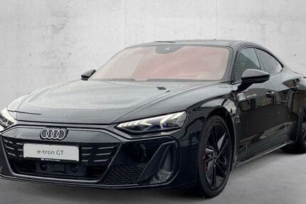 Audi e-tron GT 4.900 km 124.990 &euro; Leipzig 04129