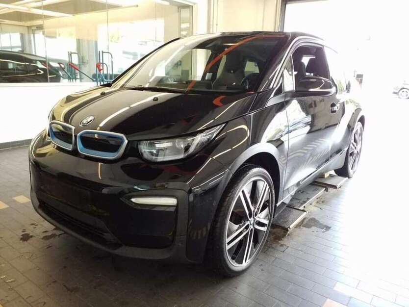 i3