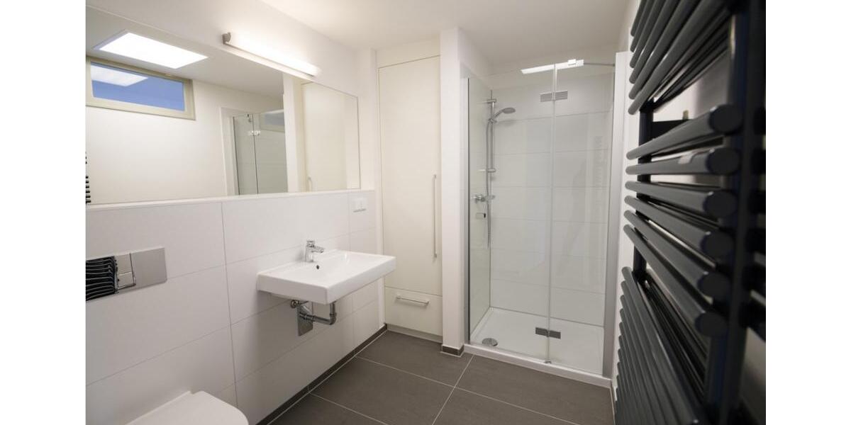 Dachgeschoßwohnung Ilmenau - 1 Zimmer, 28 m&sup2;, 295&euro; | Angebot:26095044