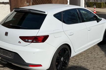 Seat Leon 91.149 km 12.900 &euro; Seubersdorf 92358