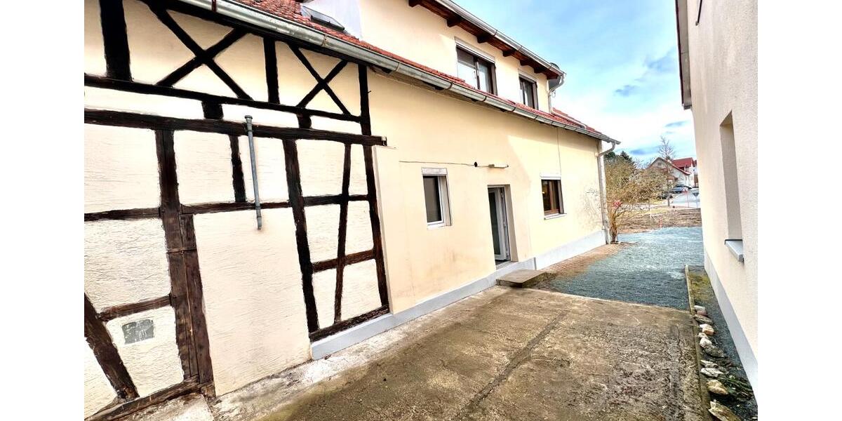 Einfamilienhaus Litzendorf - 7 Zimmer, 144 m&sup2;, 199.900&euro; | Angebot:27217699