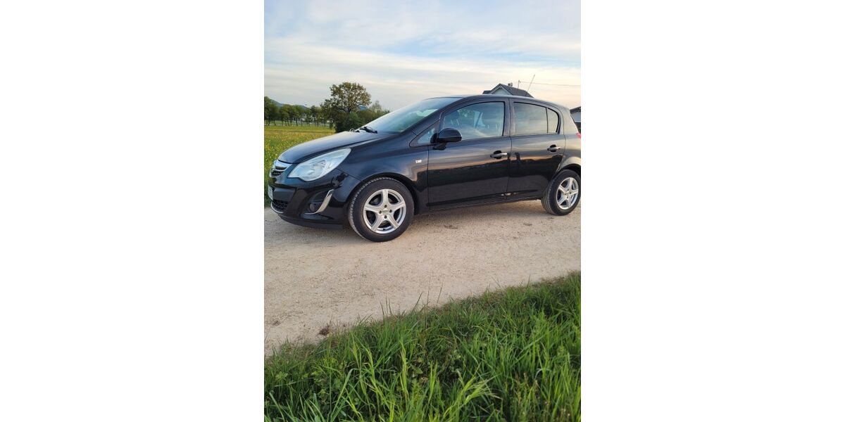 Opel Corsa 141.510 km 3.249 &euro; Schwäbisch Gmünd 73527