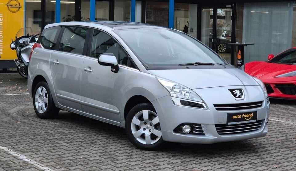 Peugeot 5008 107.000 km 5.950 € Rüsselsheim 65428