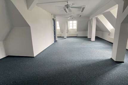 Gewerbeobjekt Schwarzheide - 1.500&euro; | Angebot:22748379