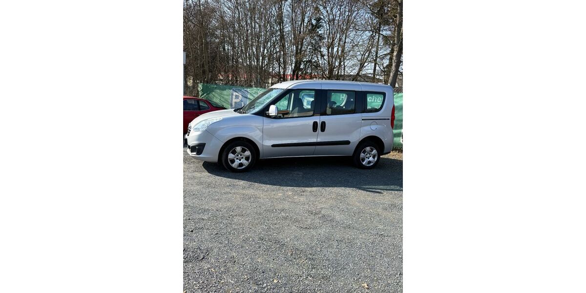 Opel Combo 118.000 km 7.490 &euro; Göttingen 37079