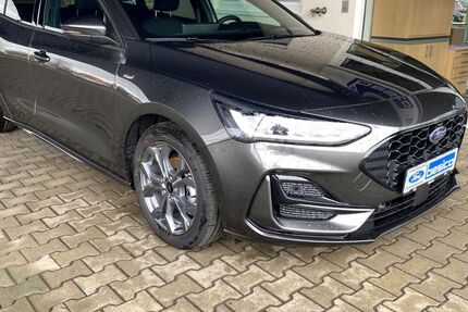 Ford Focus 1.500 km 30.150 &euro; Glauchau 08371