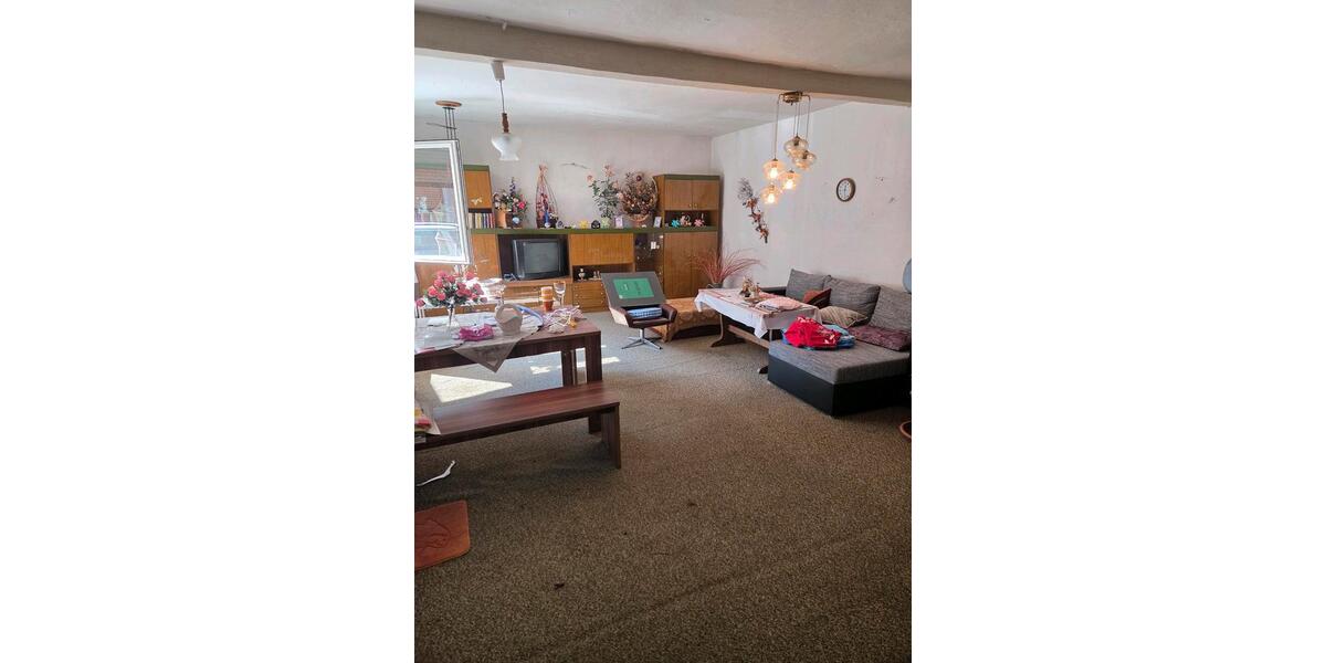 Einfamilienhaus Schleusingen - 6 Zimmer, 110 m&sup2;, 65.000&euro; | Angebot:25806628