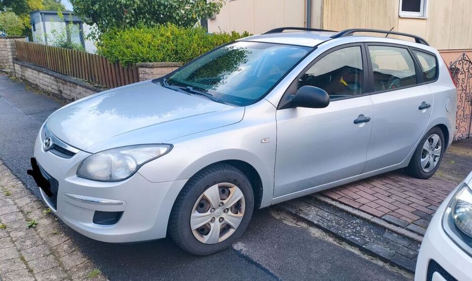 i30