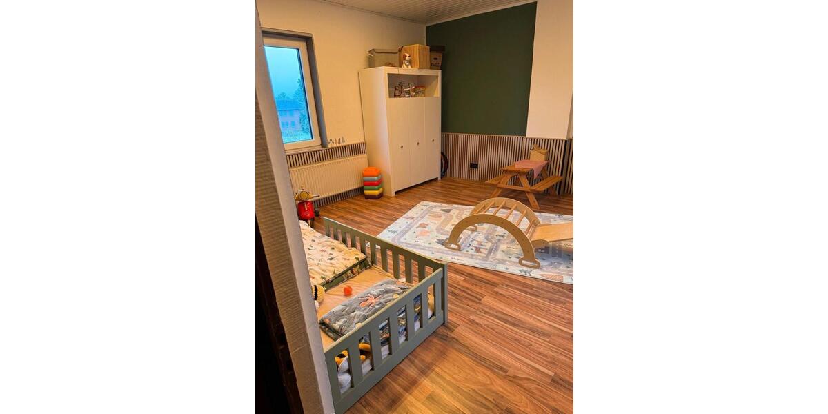 Etagenwohnung Hille - 5 Zimmer, 92 m&sup2;, 750&euro; | Angebot:25405153