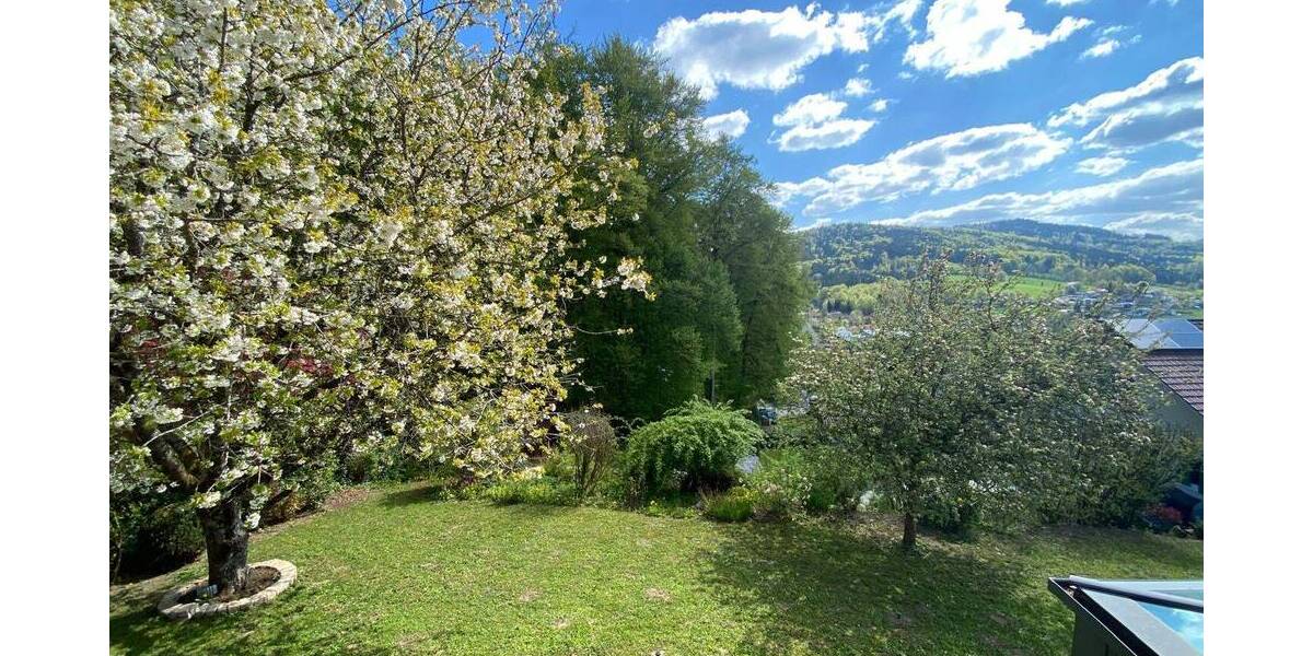 Einfamilienhaus Deggendorf / Mietraching Mietraching - 7 Zimmer, 275 m&sup2;, 936.000&euro; | Angebot:25670720