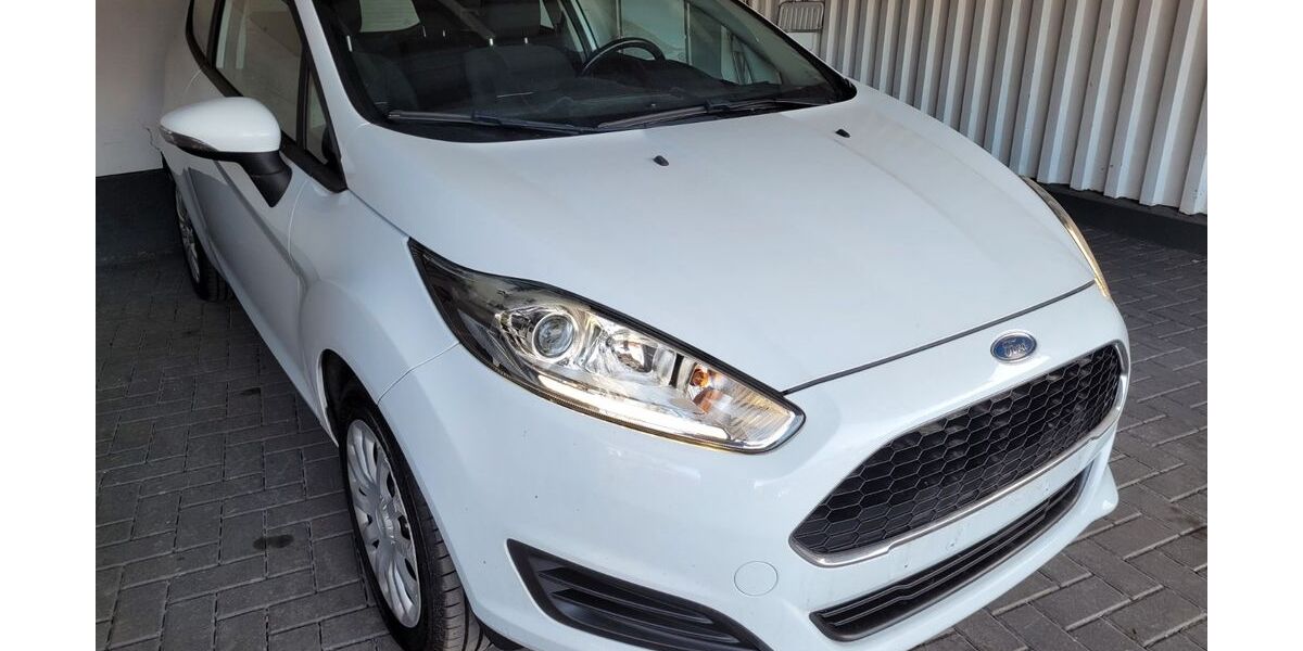 Ford Fiesta 166.277 km 4.400 &euro; Berlin 12277