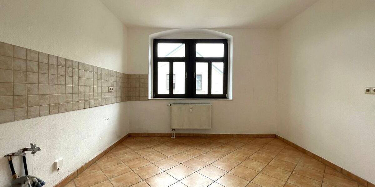 Zur Selbstnutzung und Anlage! Jetzt 4 von 6 Wohnungen zu verkaufen - mit Garagen und Stellplätzen! - Etagenwohnung Bärenstein | Angebot:26003488