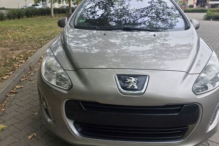 Peugeot 308 96.042 km 3.500 &euro; Weißenfels 06667