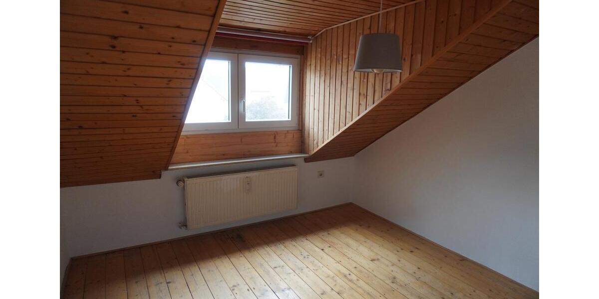 3 Zimmer DG-Wohnung Sennfeld ab 01.02.26 3 zimmer
