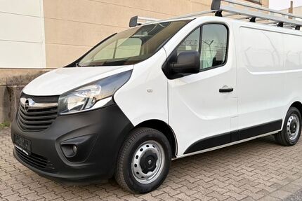 Opel Vivaro 215.000 km 6.790 &euro; Essen 45327