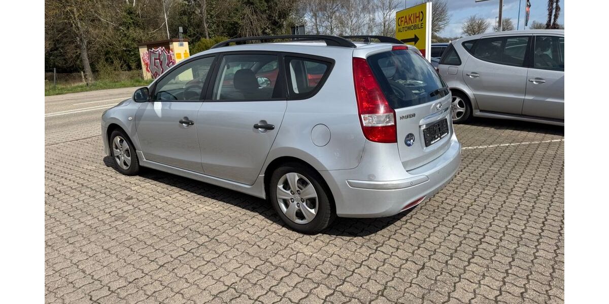 Hyundai i30 214.000 km 2.350 &euro; Herxheim 76863