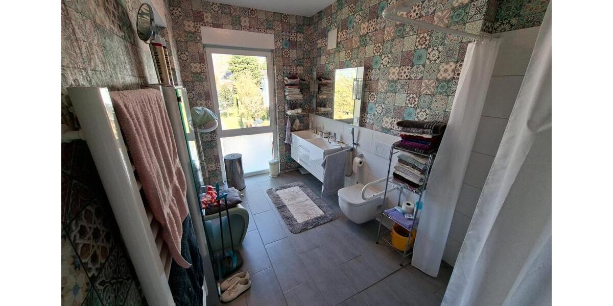 Etagenwohnung Bad Honnef - 2 Zimmer, 82 m&sup2;, 399.000&euro; | Angebot:26226755