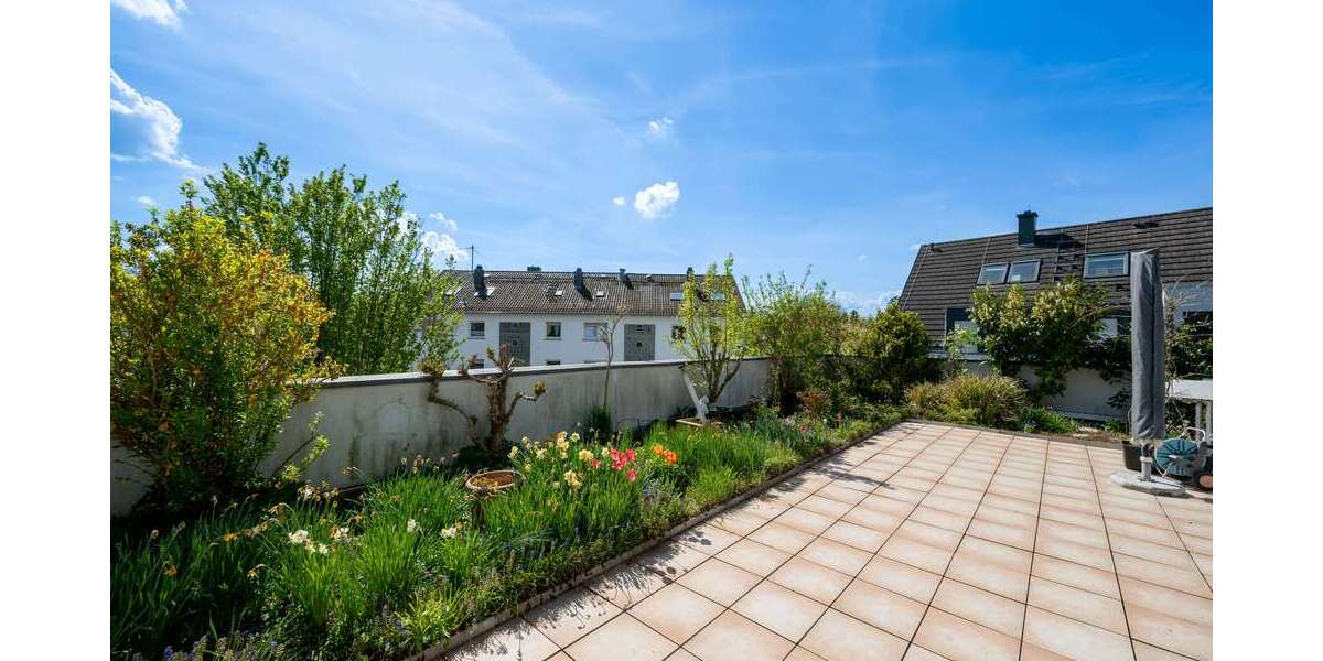 Etagenwohnung Frankfurt am Main Mitte-West - 2 Zimmer, 117 m&sup2;, 660.000&euro; | Angebot:26338359