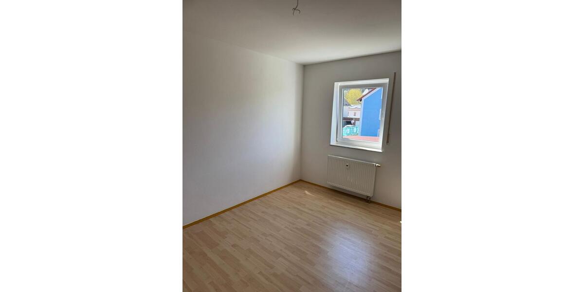Etagenwohnung Nittenau - 4 Zimmer, 110 m&sup2;, 1.190&euro; | Angebot:26384512