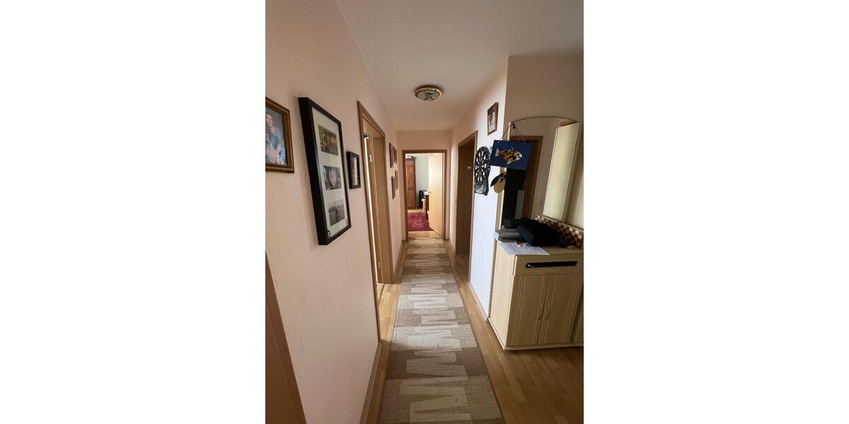 Etagenwohnung Niederwerrn - 4 Zimmer, 98 m&sup2;, 238.000&euro; | Angebot:24869448