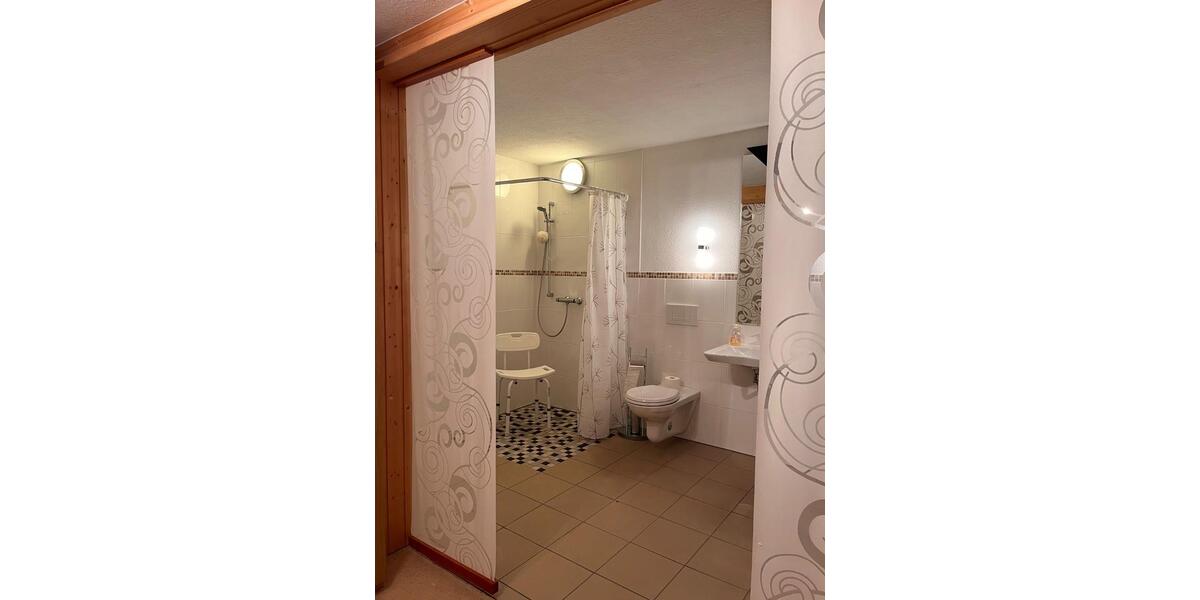 Mehrfamilienhaus, Wohnhaus Klingenthal - 9 Zimmer, 200 m&sup2;, 150.000&euro; | Angebot:27062184