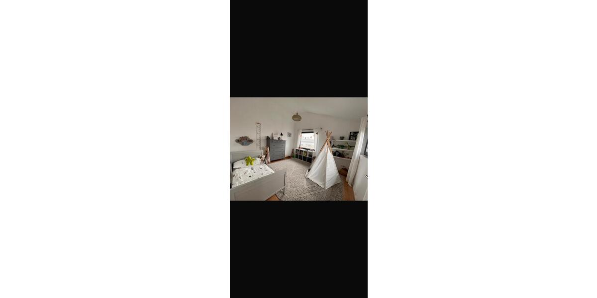 Einfamilienhaus Sinzing - 5 Zimmer, 150 m&sup2;, 1.950&euro; | Angebot:24835501