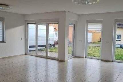 now free: House for rent in Mackenbach 5 zimmer