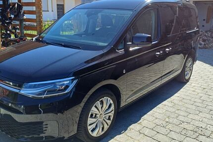 VW Caddy Maxi 145.000 km 24.400 &euro; Ergoldsbach 84061