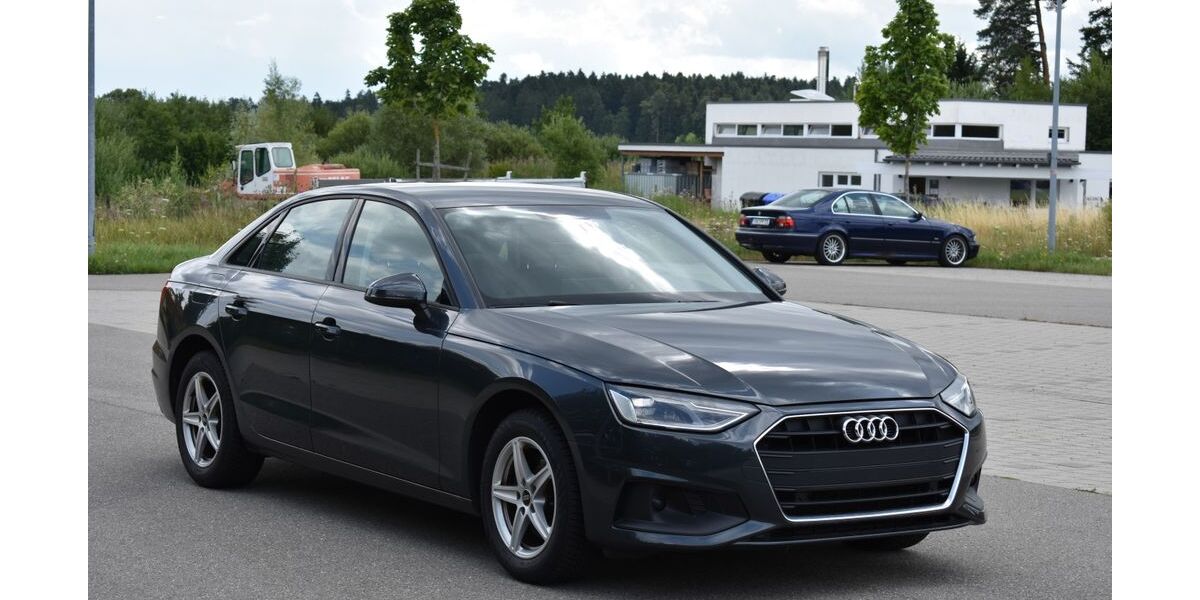 Audi A4 104.000 km 24.390 &euro; Schramberg 78713