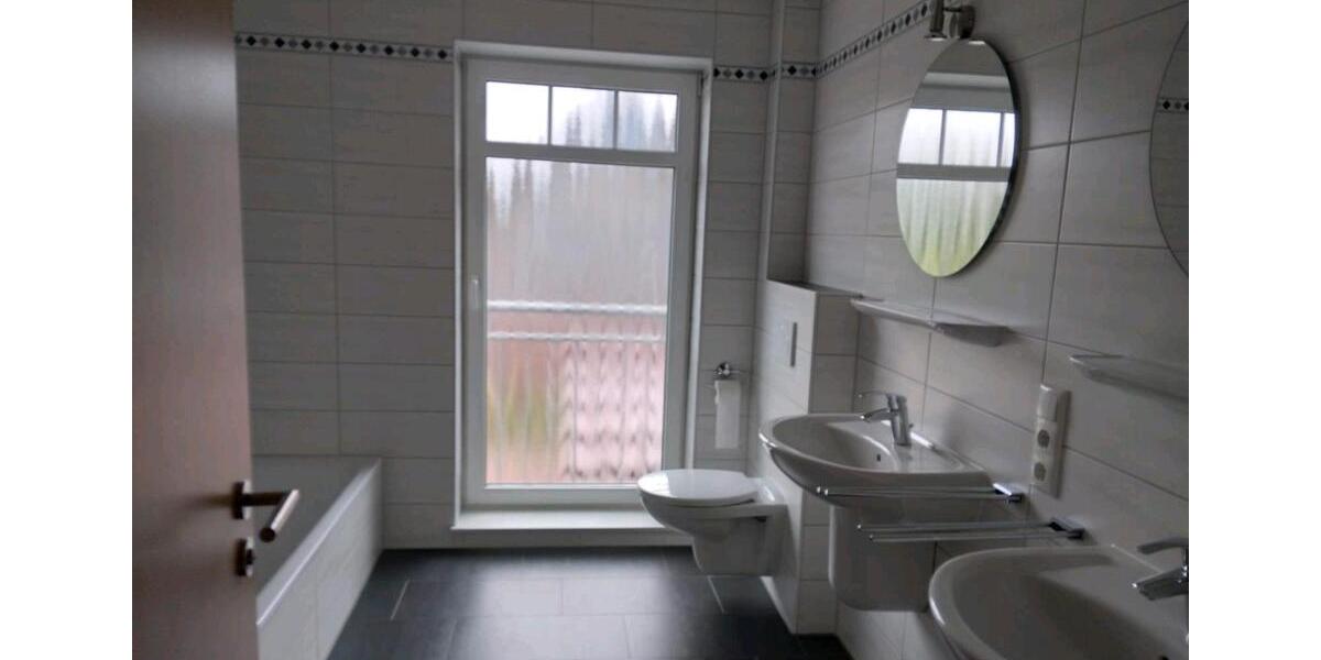 Doppelhaushälfte Wittmund - 5 Zimmer, 117 m&sup2;, 900&euro; | Angebot:26380895
