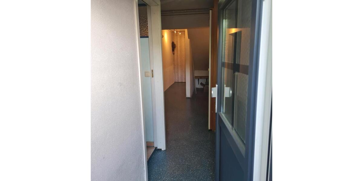 Doppelhaushälfte Eckental - 5 Zimmer, 90 m&sup2;, 200.000&euro; | Angebot:26846669