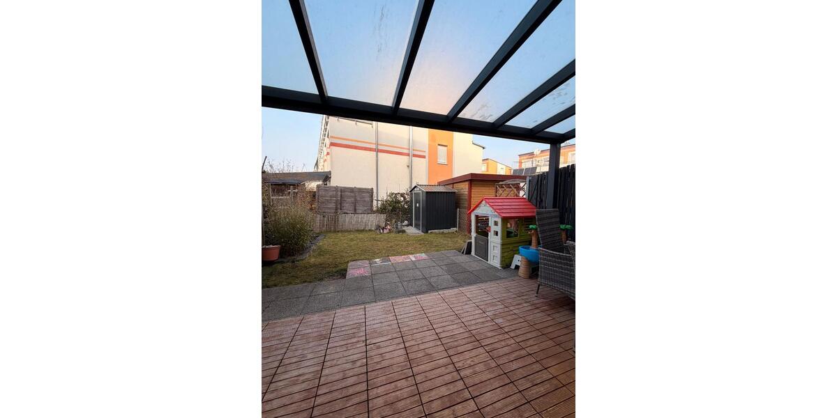 Reihenhaus Zirndorf - 5 Zimmer, 138 m&sup2;, 2.000&euro; | Angebot:25994808