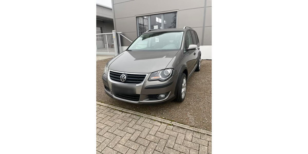 VW Touran 198.500 km 5.499 &euro; Weisweil 79367