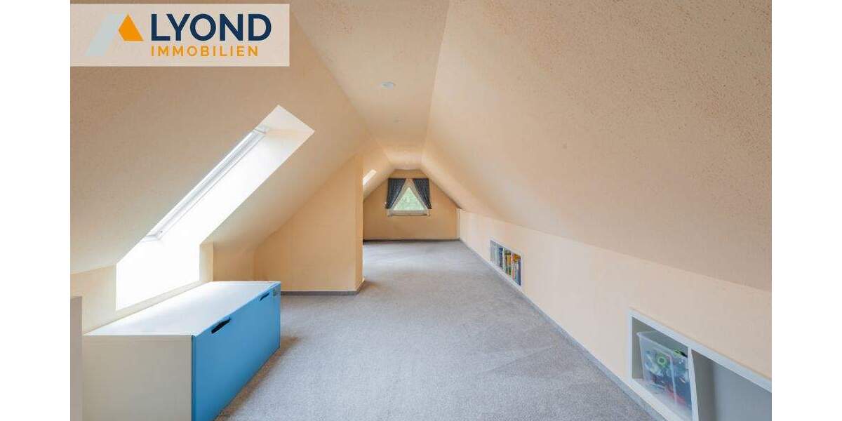 Zweifamilienhaus saniert zwischen Leipzig - Halle, mit Pool und Garten - modern & energieeffizient 7 zimmer