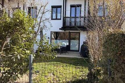 Haus München Bogenhausen - 7 Zimmer, 130 m&sup2;, 3.690&euro; | Angebot:26002774