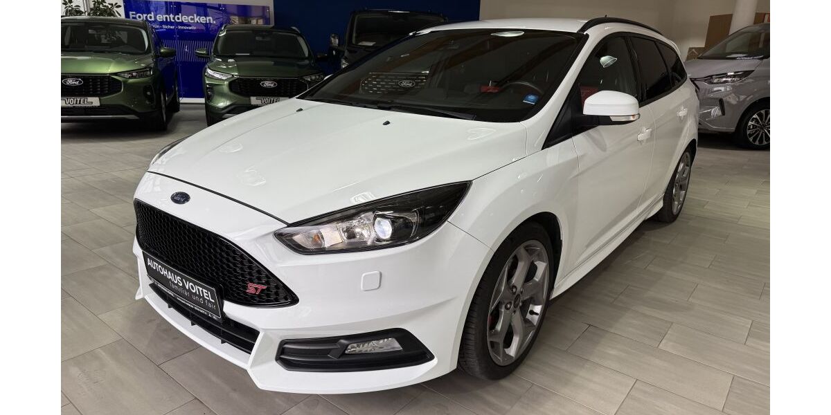 Ford Focus 85.000 km 15.900 &euro; Plauen 08525