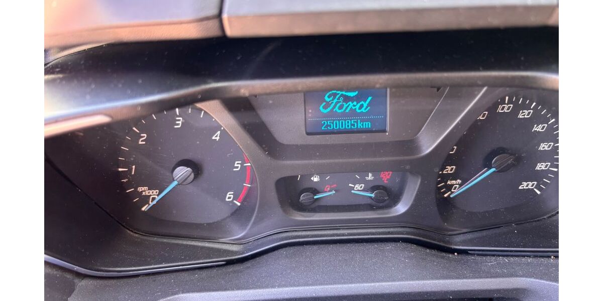 Ford Tourneo Custom 250.000 km 11.000 &euro; Vachendorf 83377