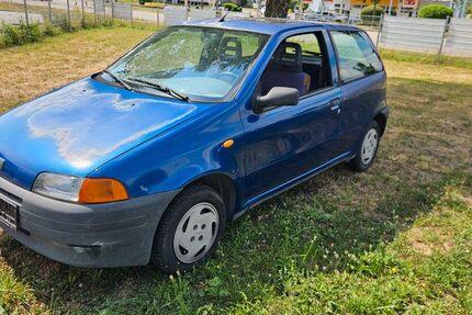 Fiat Punto 38.831 km 750 &euro; Neuenstadt am Kocher 74196