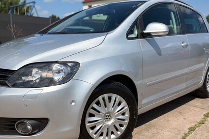 VW Golf 157.000 km 6.500 &euro; Stendal 39576