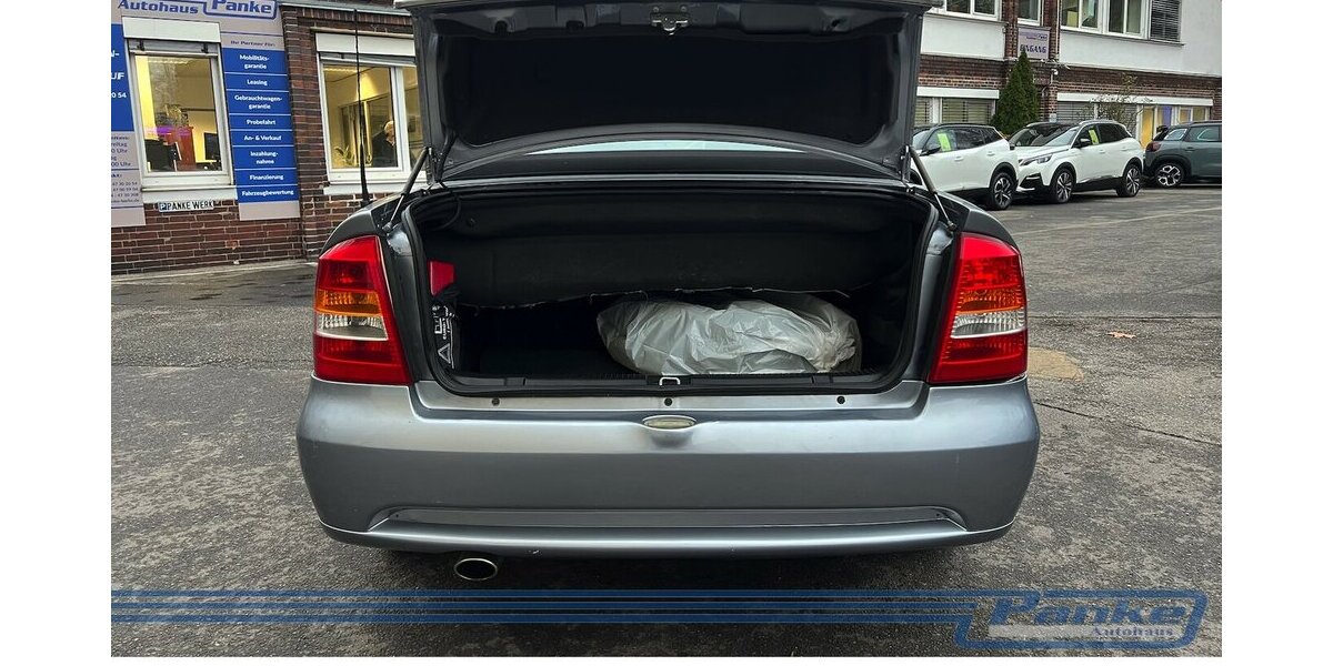 Opel Astra Cabrio*Allwetter* 157.762 km 600 &euro; Berlin 13187