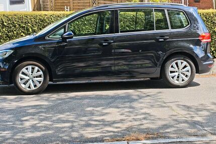 VW Touran 114.000 km 16.500 &euro; neumunster 24539