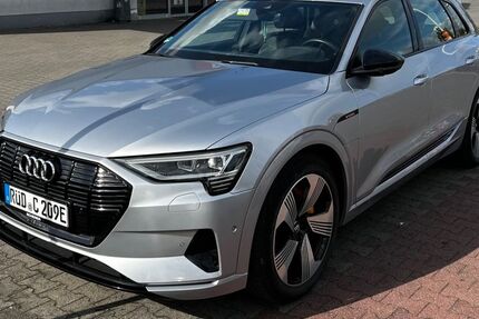 Audi e-tron 68.500 km 29.800 &euro; Rüdesheim am Rhein 65385