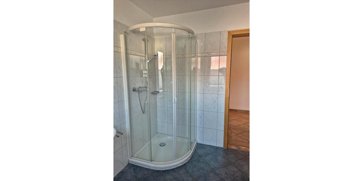 Erdgeschoßwohnung Grasberg - 1 Zimmer, 82 m&sup2;, 950&euro; | Angebot:25895357