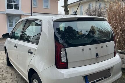 Skoda Citigo 65.000 km 9.600 &euro; Stuttgart 70599