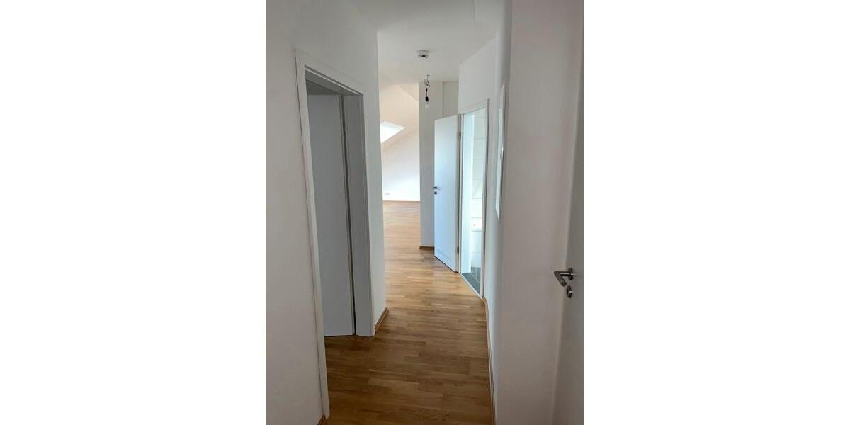 Dachgeschoßwohnung Erding - 2 Zimmer, 51 m&sup2;, 776&euro; | Angebot:26641673